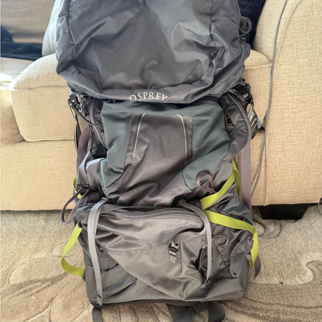 Osprey Gray And Green Men's Backpack